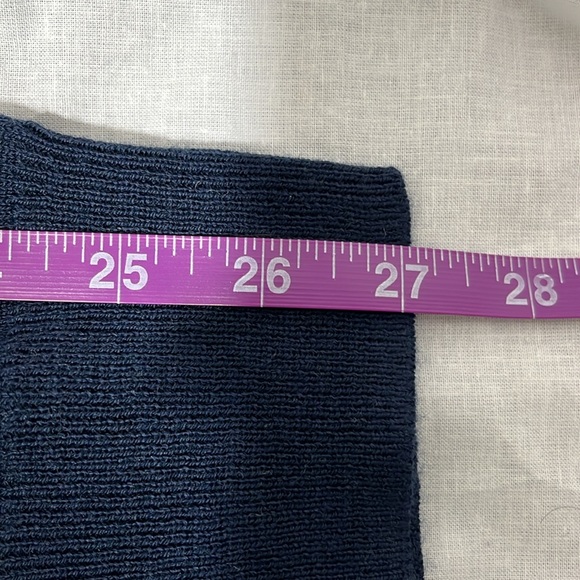 NEW J Crew V neck sweater!!! - Picture 3 of 4